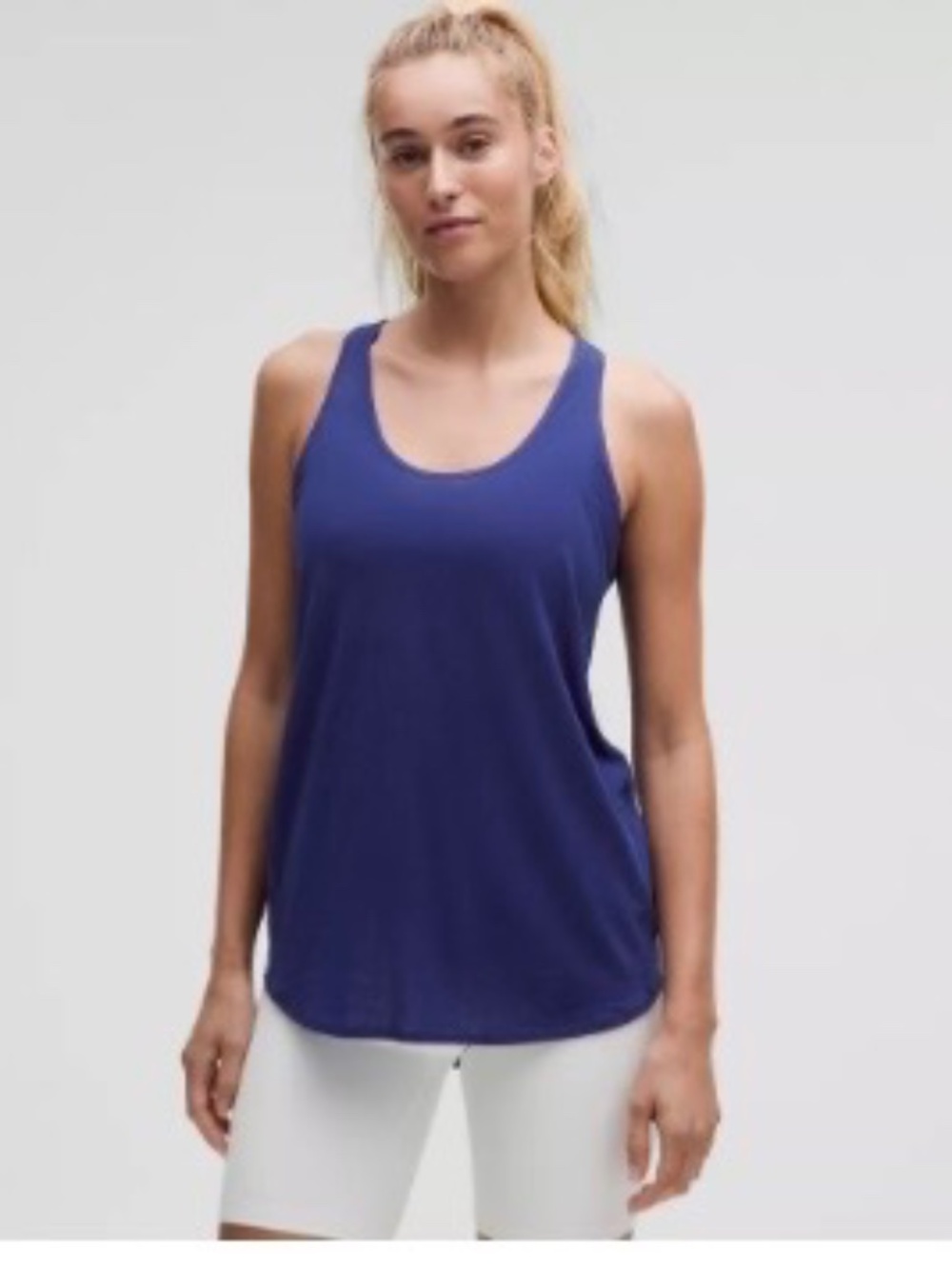 Lululemon larkspur essential pleated tank in size 2 NWT